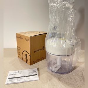 New! Manual Food Processor by Pampered Chef (Orig. MRP. $65) Super convenient!